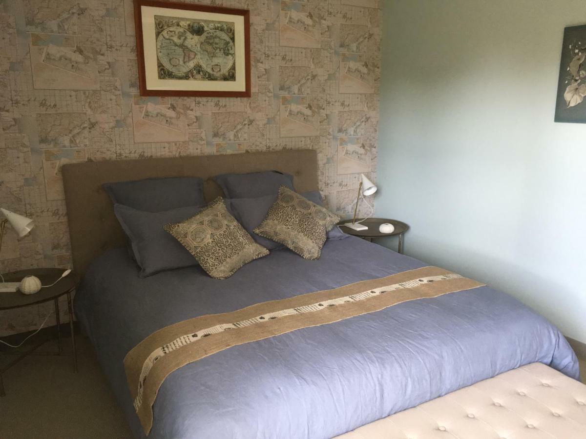 Bed and Breakfast Les Dames De Nage Grand-Champ Экстерьер фото