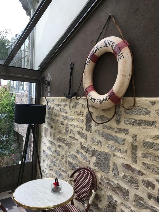 Bed and Breakfast Les Dames De Nage Grand-Champ Экстерьер фото